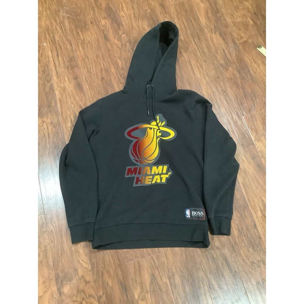 #359 Hugo Boss  Colab nba  Miami Heat Pull Up Hoodie  RETAIL $158‎